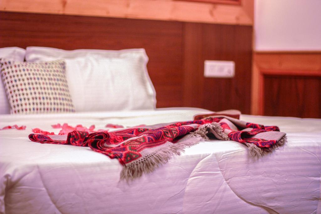 Vivaan The Sunrise Resort Manali  Ngoại thất bức ảnh